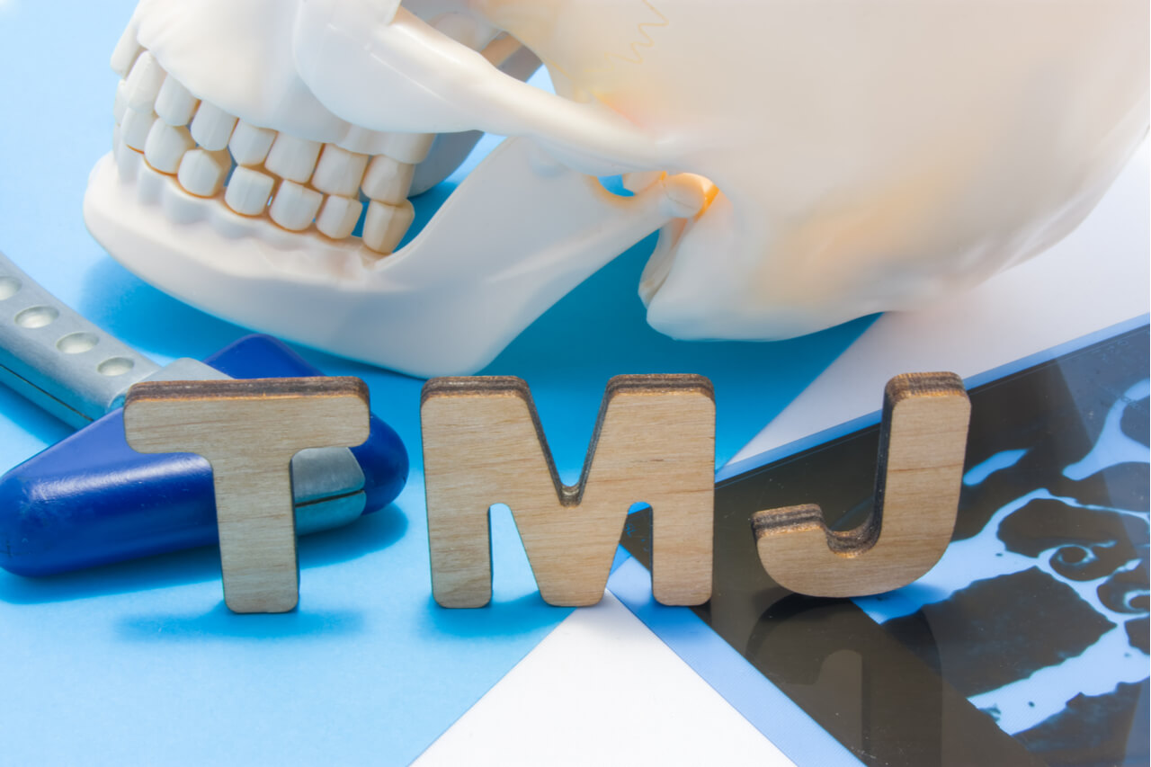 Dentistry + Chiropractic: Is there a chiropractic treatment for TMJ?